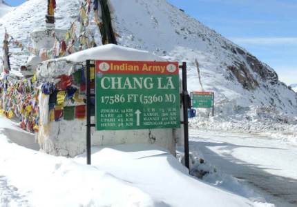 Chandigarh to Leh: Nubra Valley & Pangong Lake Explorer