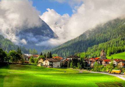 Dalhousie Dharamshala Himalayan Tour from Chandigarh