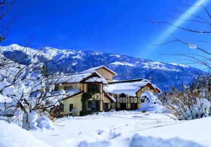 Nature & Vibes – Kasol & Manali Himalayan Escape